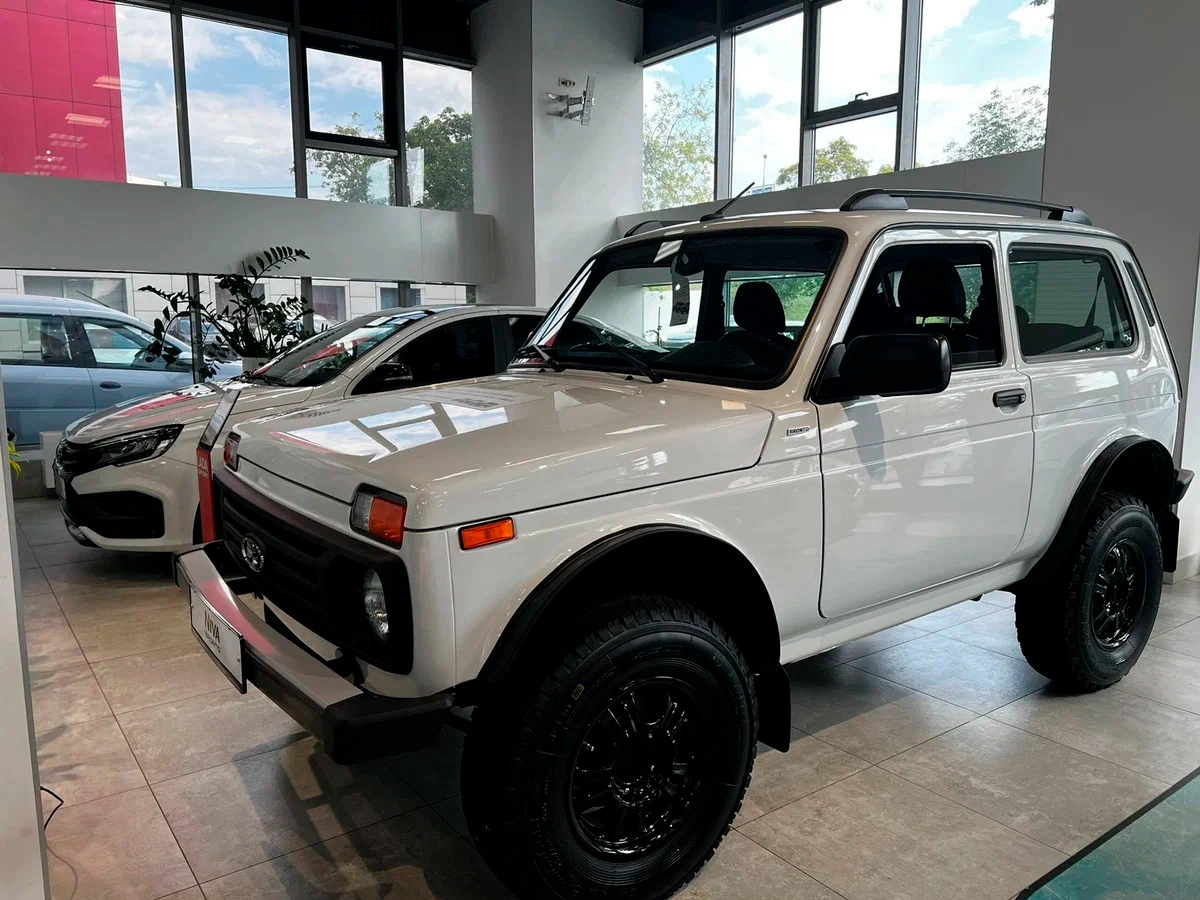 Lada Niva Legend Bronto по цене от 1 435 000 рублей
