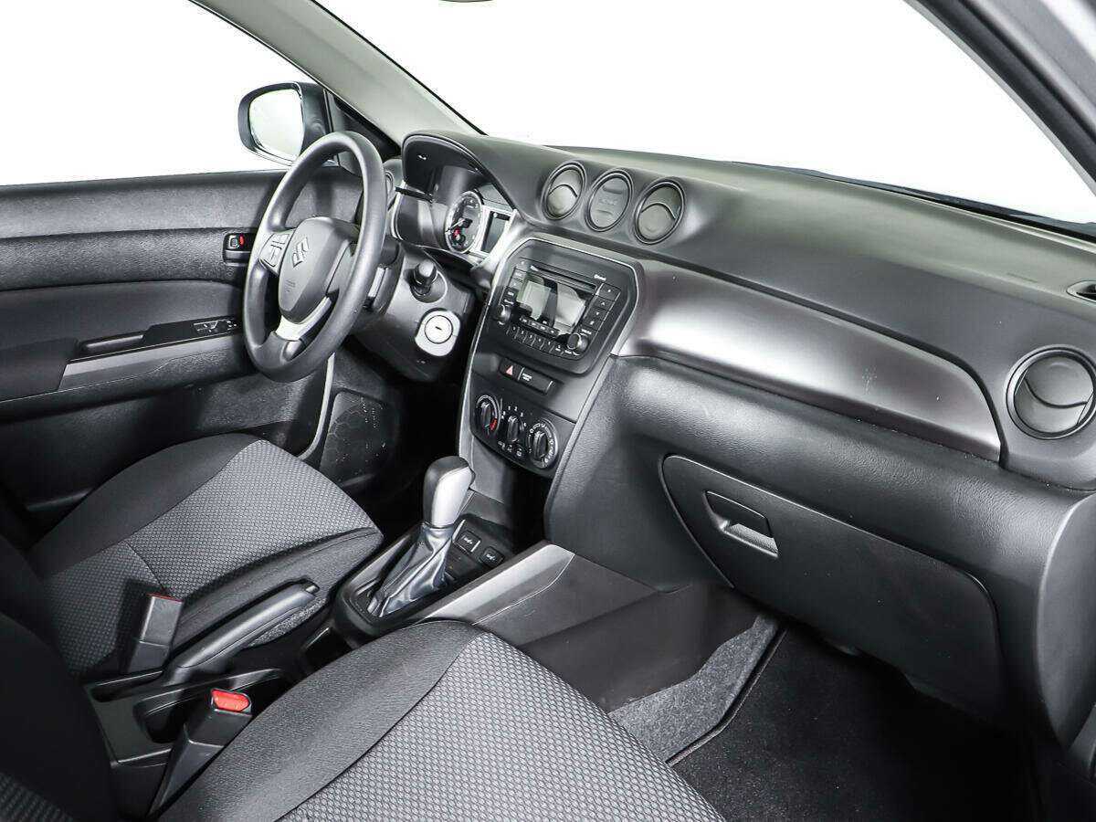 Б/У Сузуки Витара 2021 года. Фото: #8