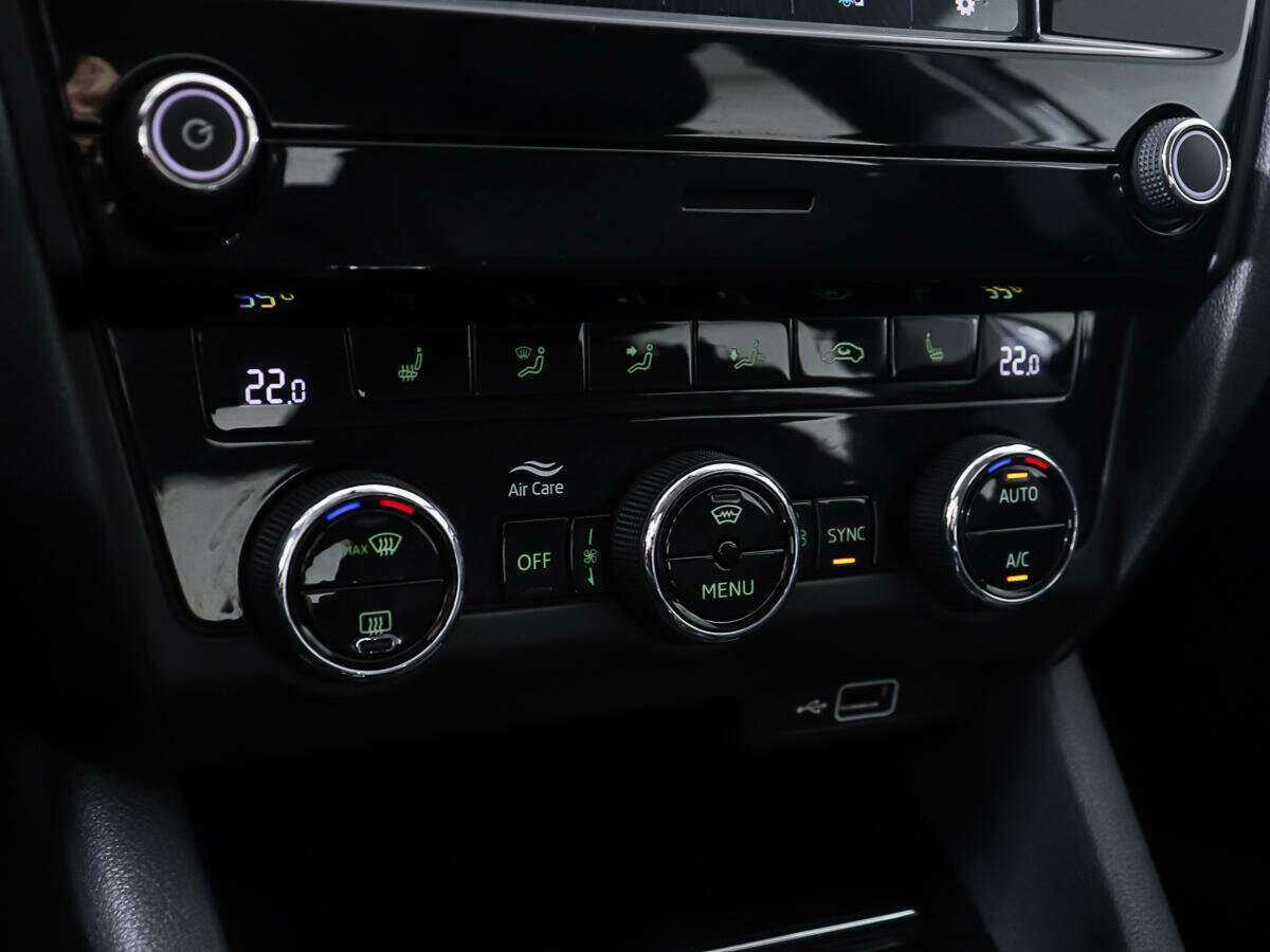 Б/У Шкода Октавия 2018 года. Фото: #21