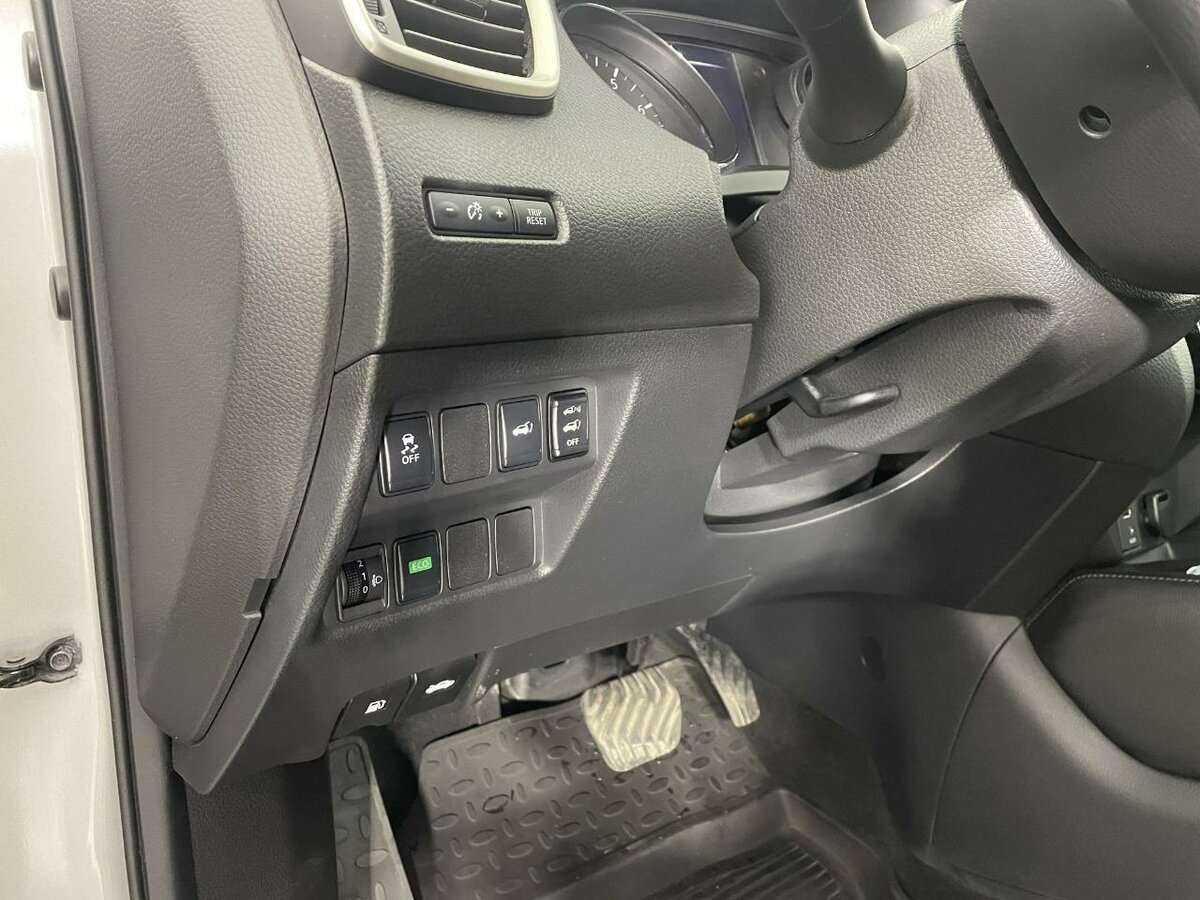 Б/У Ниссан Икс-Трейл 2018 года. Фото: #8