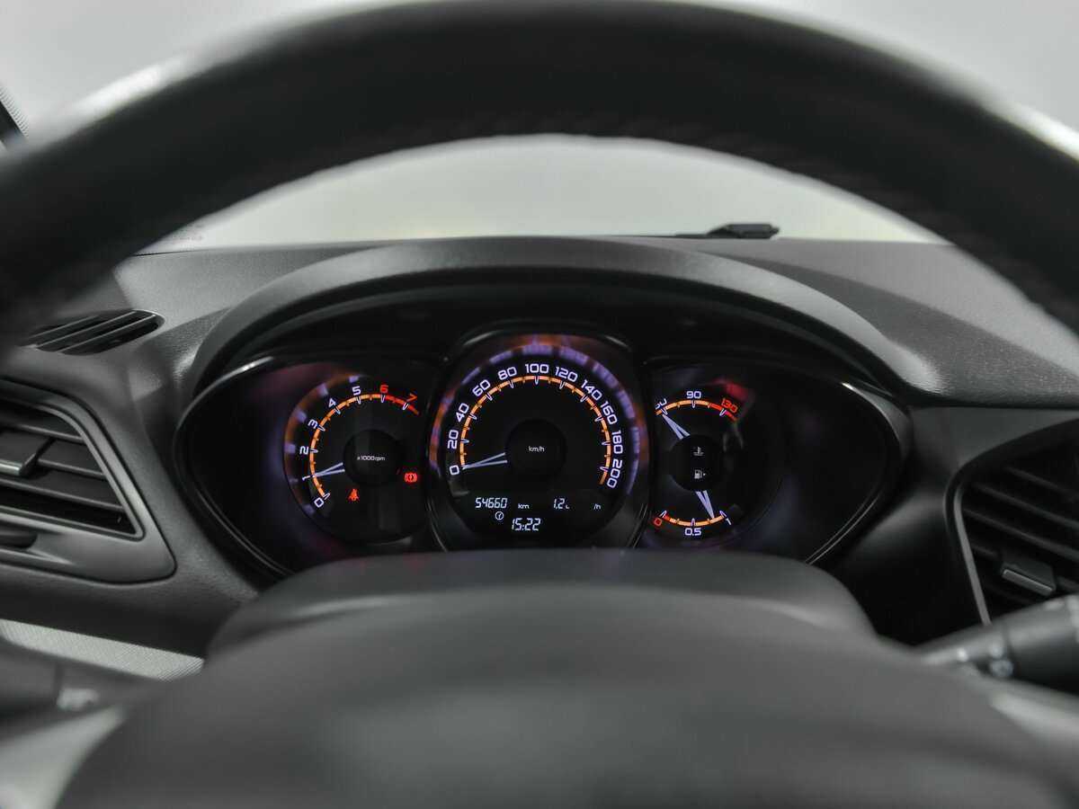 Б/У Лада (ВАЗ) Веста 2020 года. Фото: #6