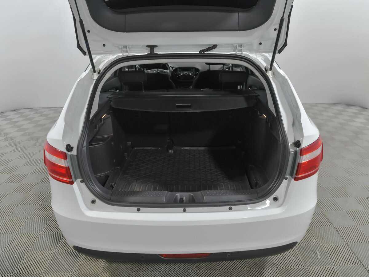 Б/У Лада (ВАЗ) Веста 2020 года. Фото: #13