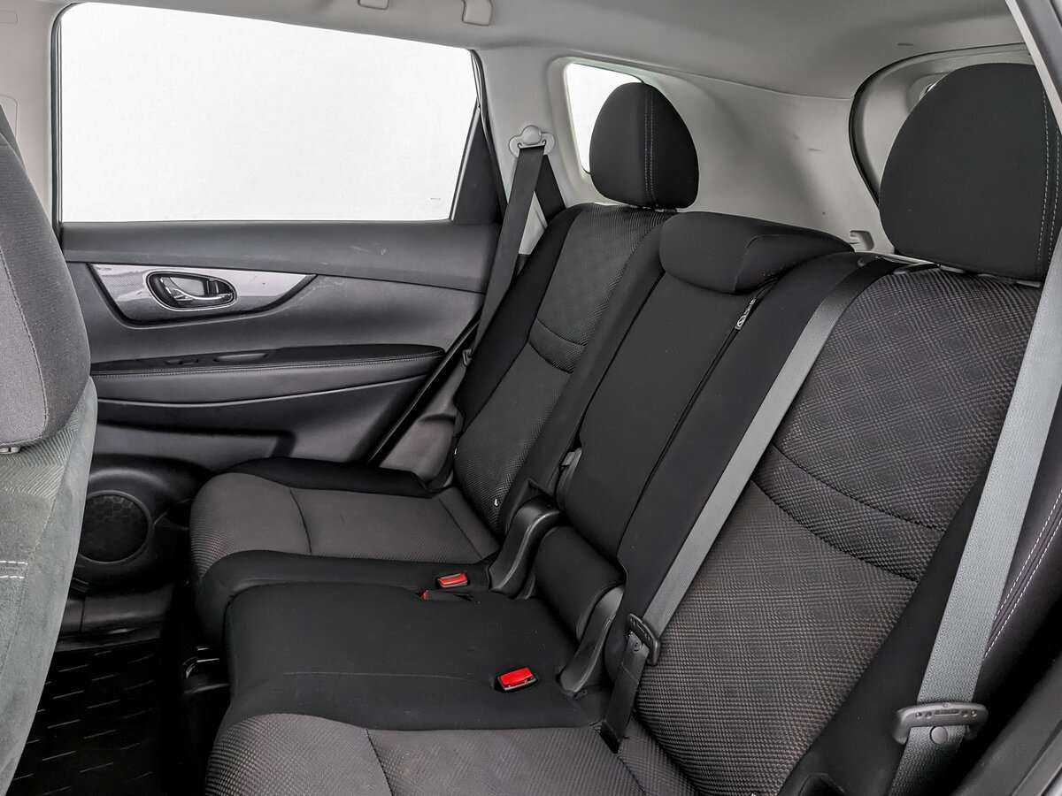 Б/У Ниссан Икс-Трейл 2018 года. Фото: #9