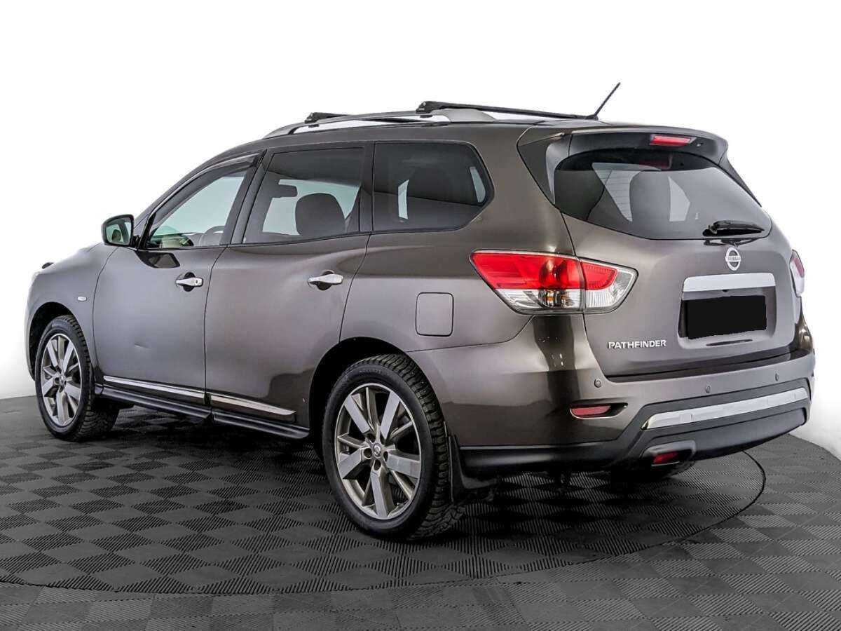 Б/У Ниссан Патфайндер 2016 года. Фото: #6