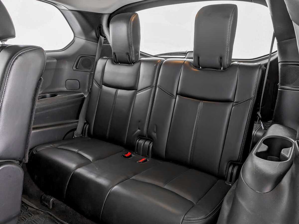 Б/У Ниссан Патфайндер 2016 года. Фото: #9