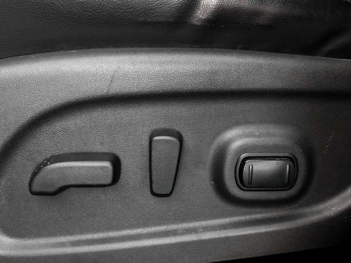 Б/У Ниссан Патфайндер 2016 года. Фото: #16