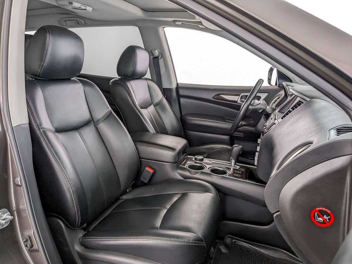 Б/У Ниссан Патфайндер 2016 года. Фото: #19