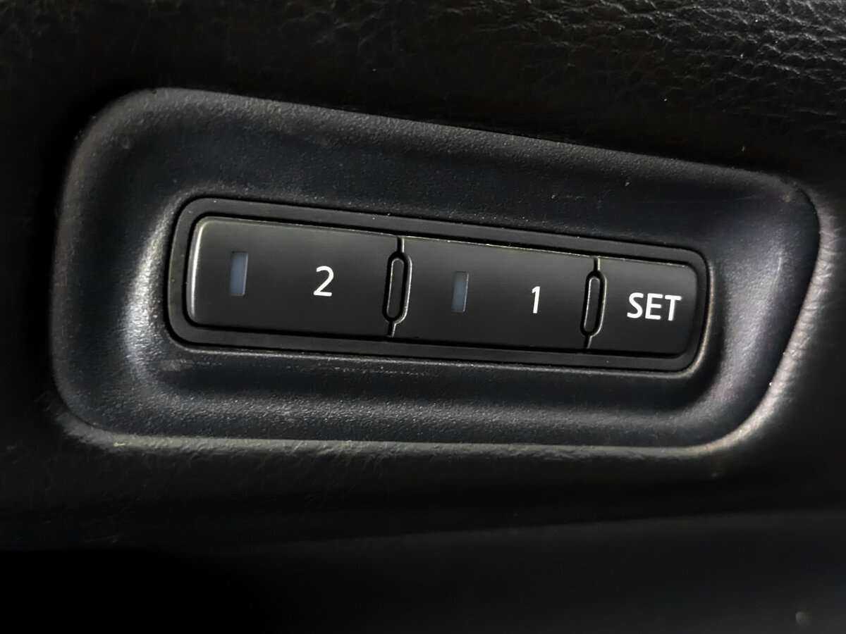 Б/У Ниссан Патфайндер 2016 года. Фото: #22