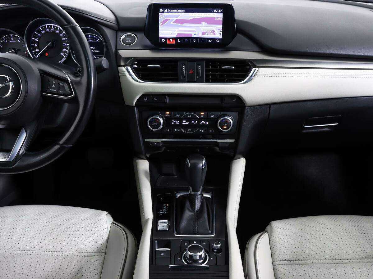 Б/У Мазда 6 2018 года. Фото: #14