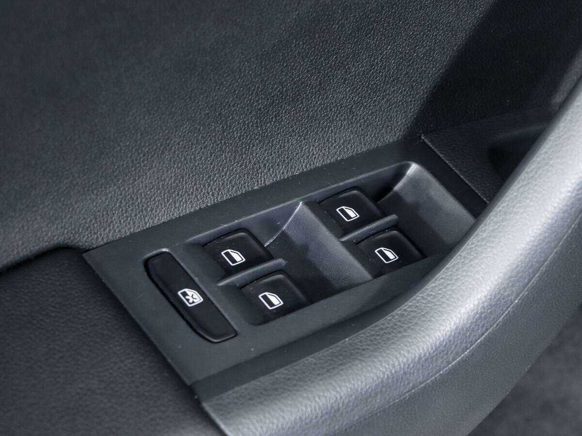 Б/У Шкода Октавия 2015 года. Фото: #13