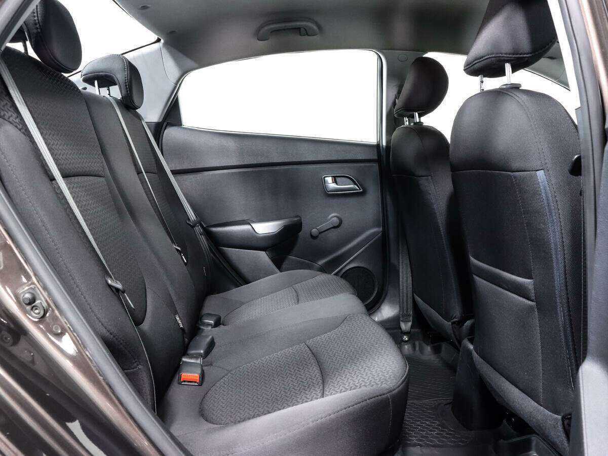 Б/У Киа Рио 2016 года. Фото: #11