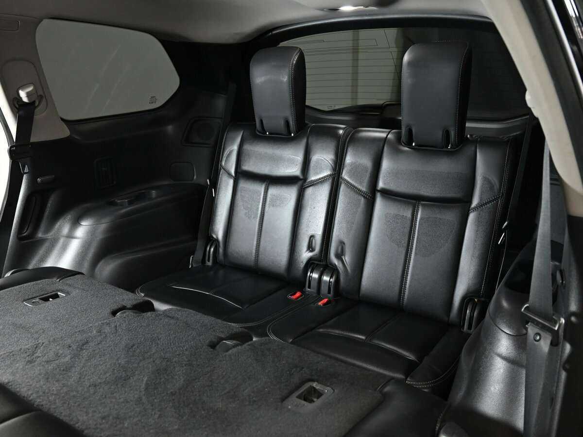 Б/У Ниссан Патфайндер 2015 года. Фото: #7