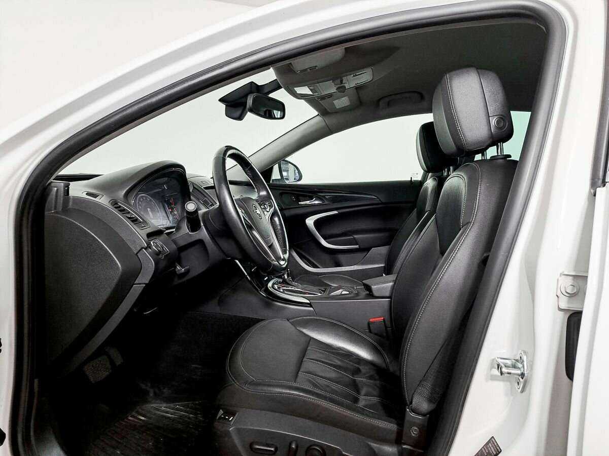 Б/У Опель Инсигния 2014 года. Фото: #10