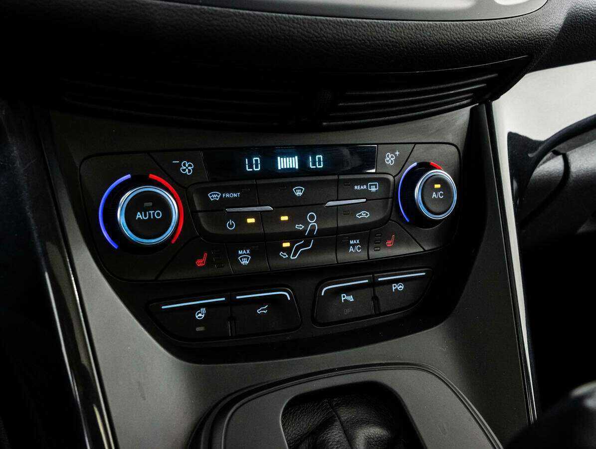 Б/У Форд Куга 2019 года. Фото: #12