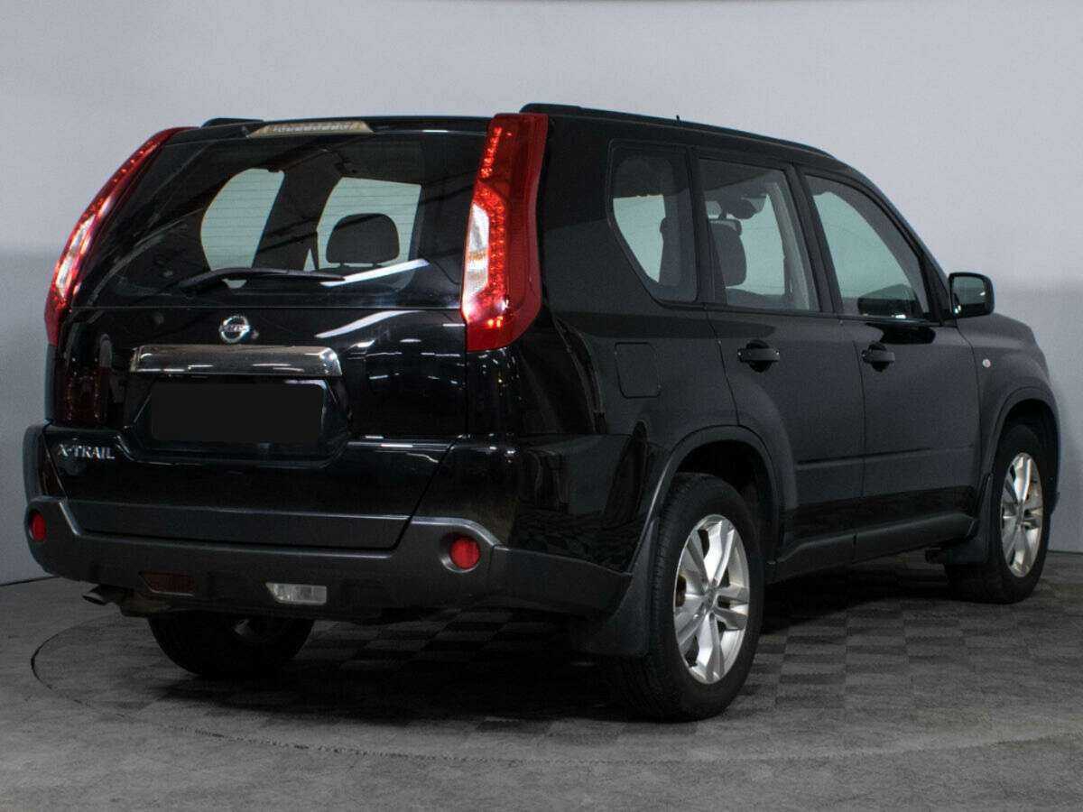 Б/У Ниссан Икс-Трейл 2013 года. Фото: #4