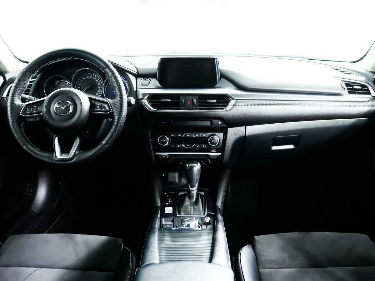 Б/У Мазда 6 2017 года. Фото: #10
