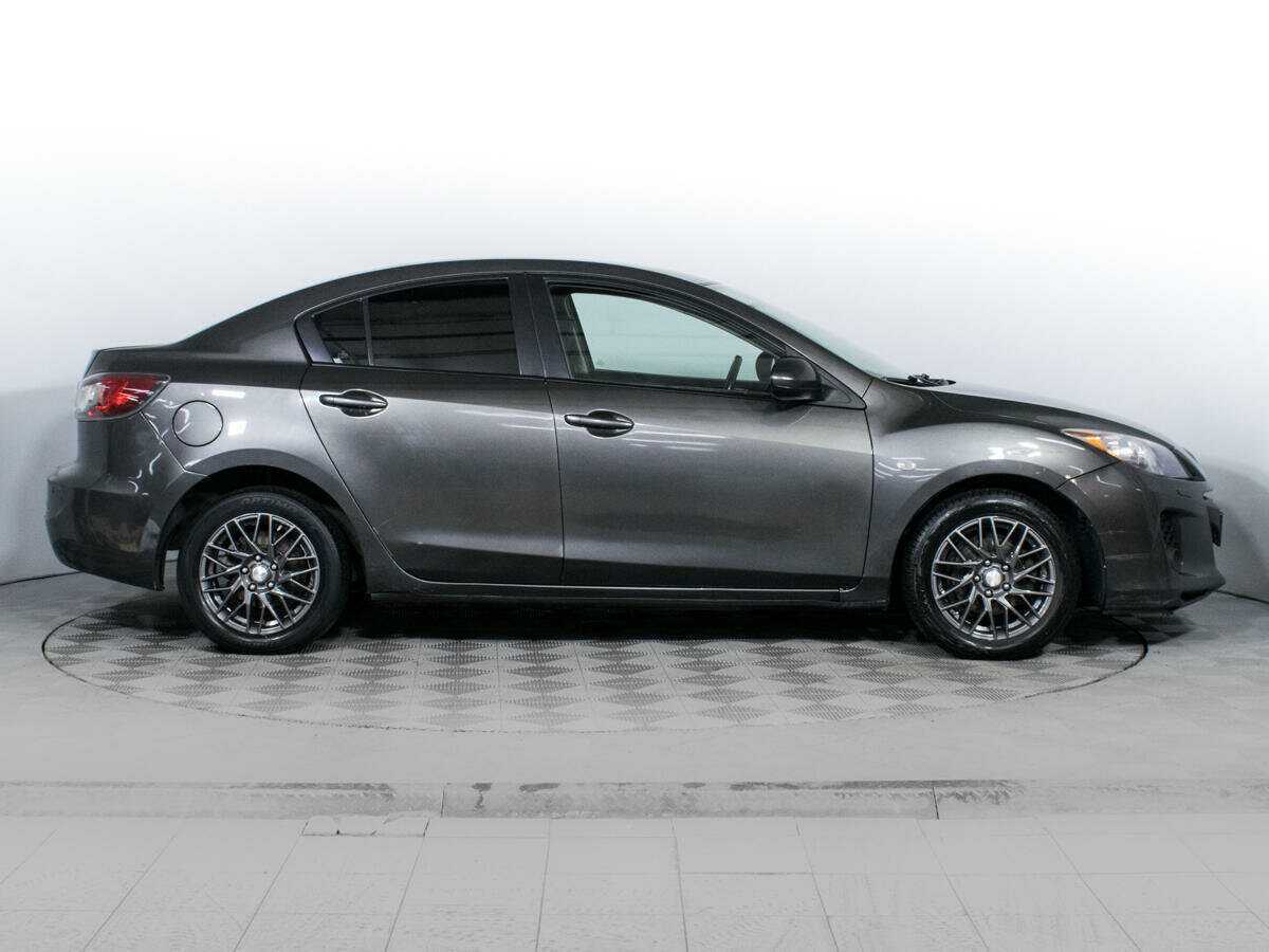 Б/У Мазда 3 2012 года. Фото: #3