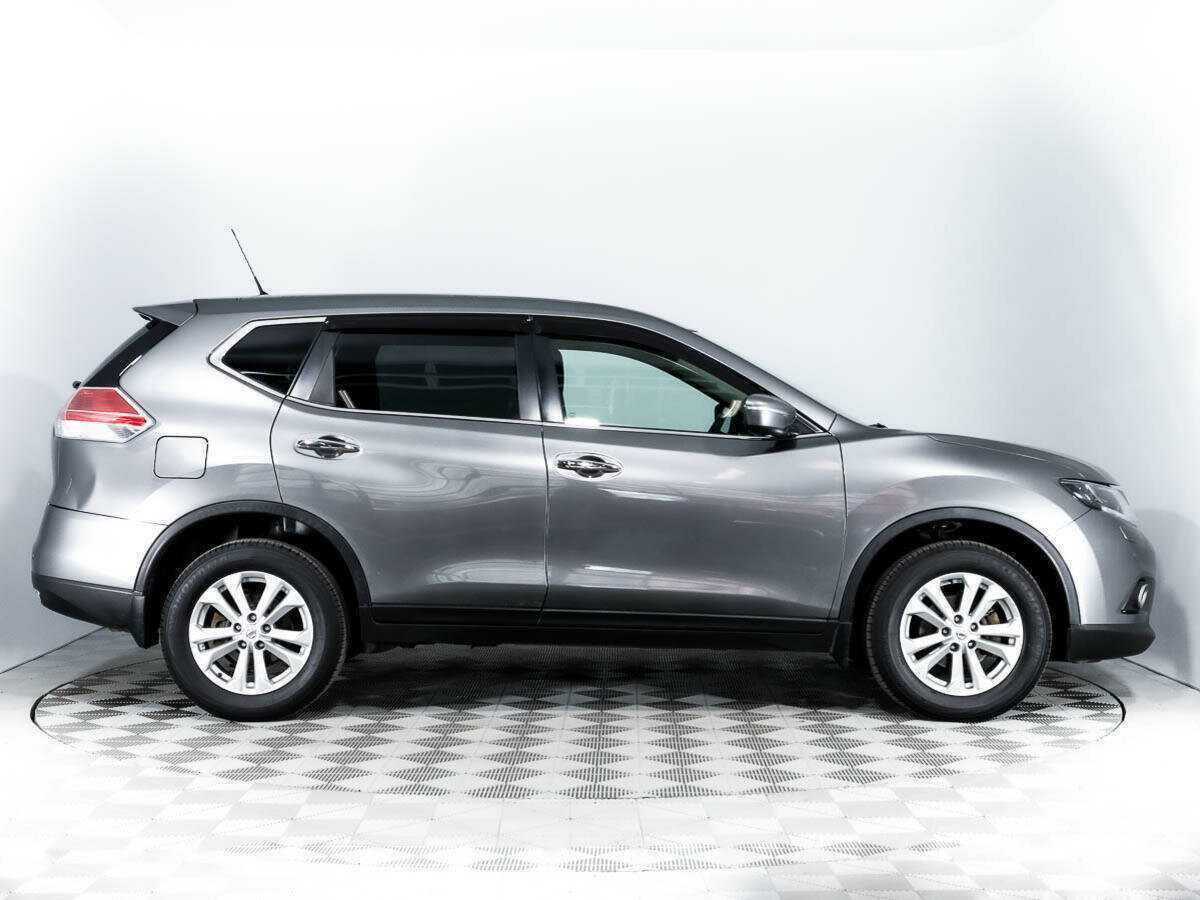 Б/У Ниссан Икс-Трейл 2016 года. Фото: #3