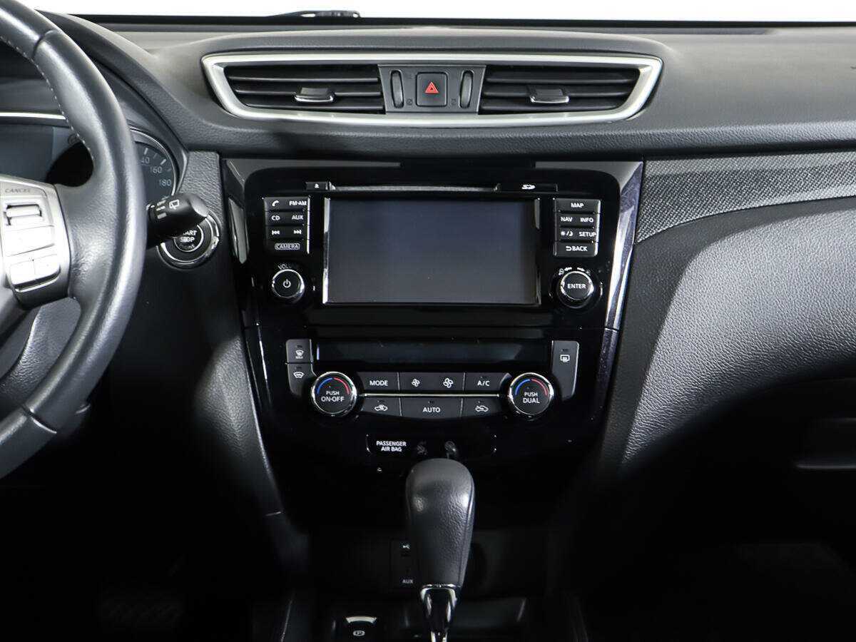 Б/У Ниссан Икс-Трейл 2015 года. Фото: #11