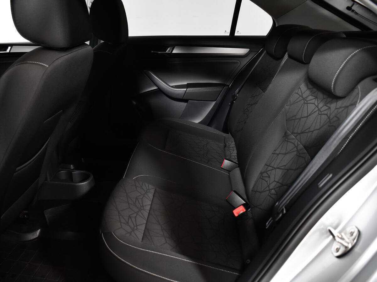 Б/У Шкода Рапид 2019 года. Фото: #9