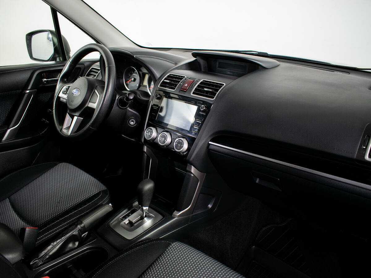 Б/У Субару Форестер 2017 года. Фото: #6