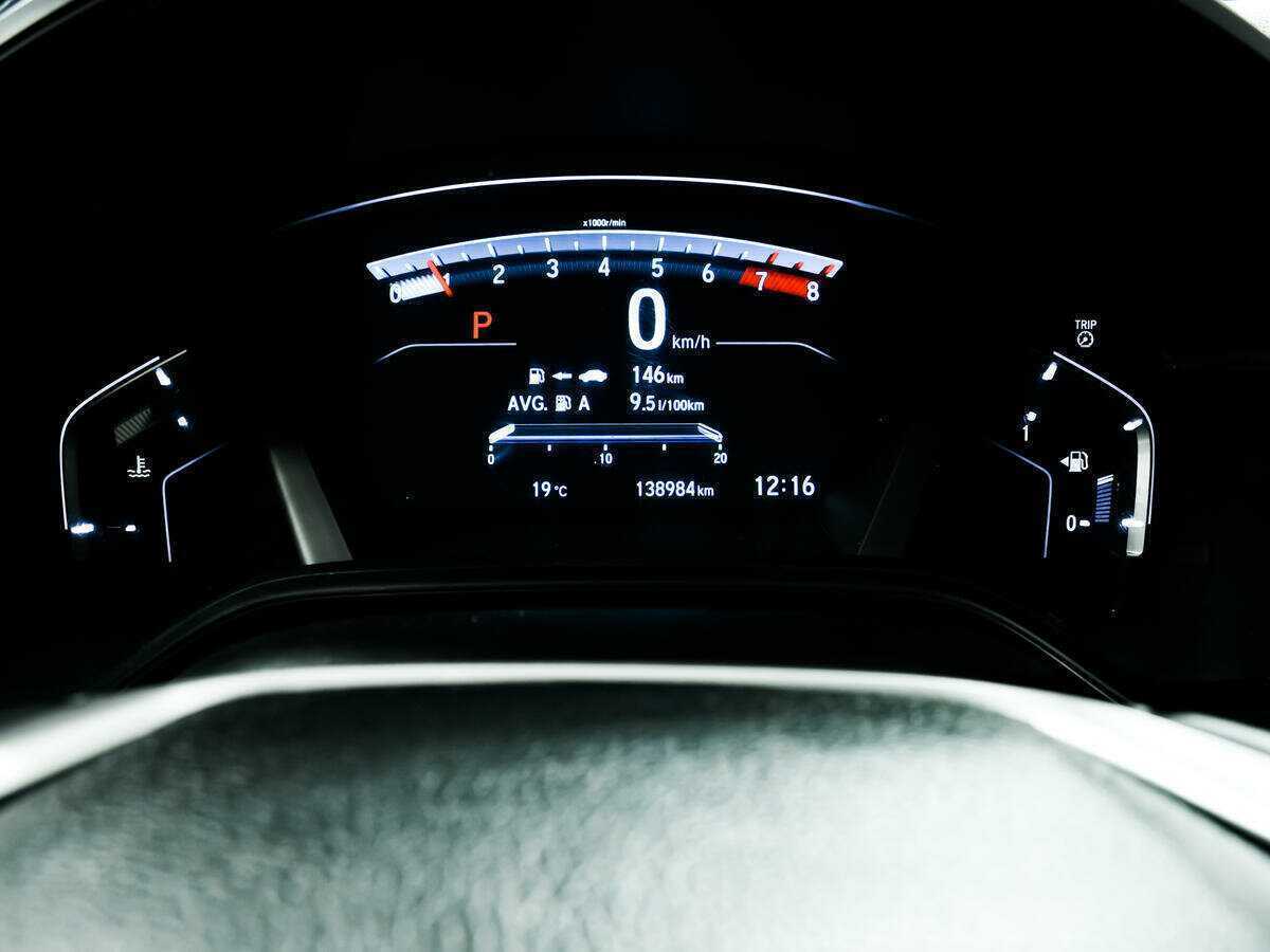 Б/У Хонда ЦР-В 2017 года. Фото: #9