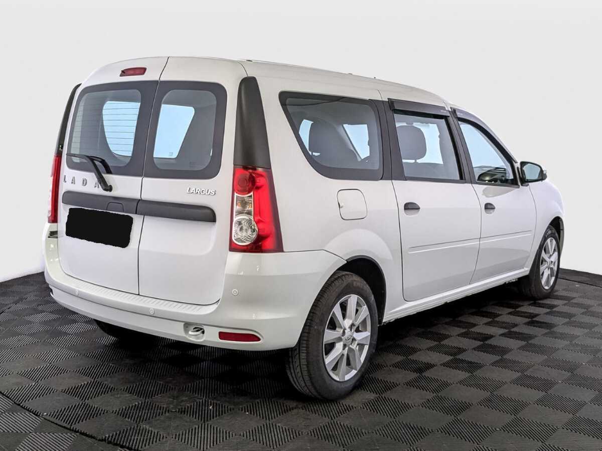 Б/У Лада (ВАЗ) Ларгус 2023 года. Фото: #4