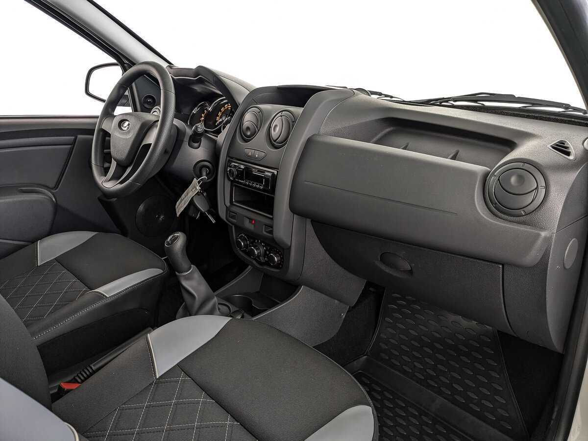 Б/У Лада (ВАЗ) Ларгус 2023 года. Фото: #8