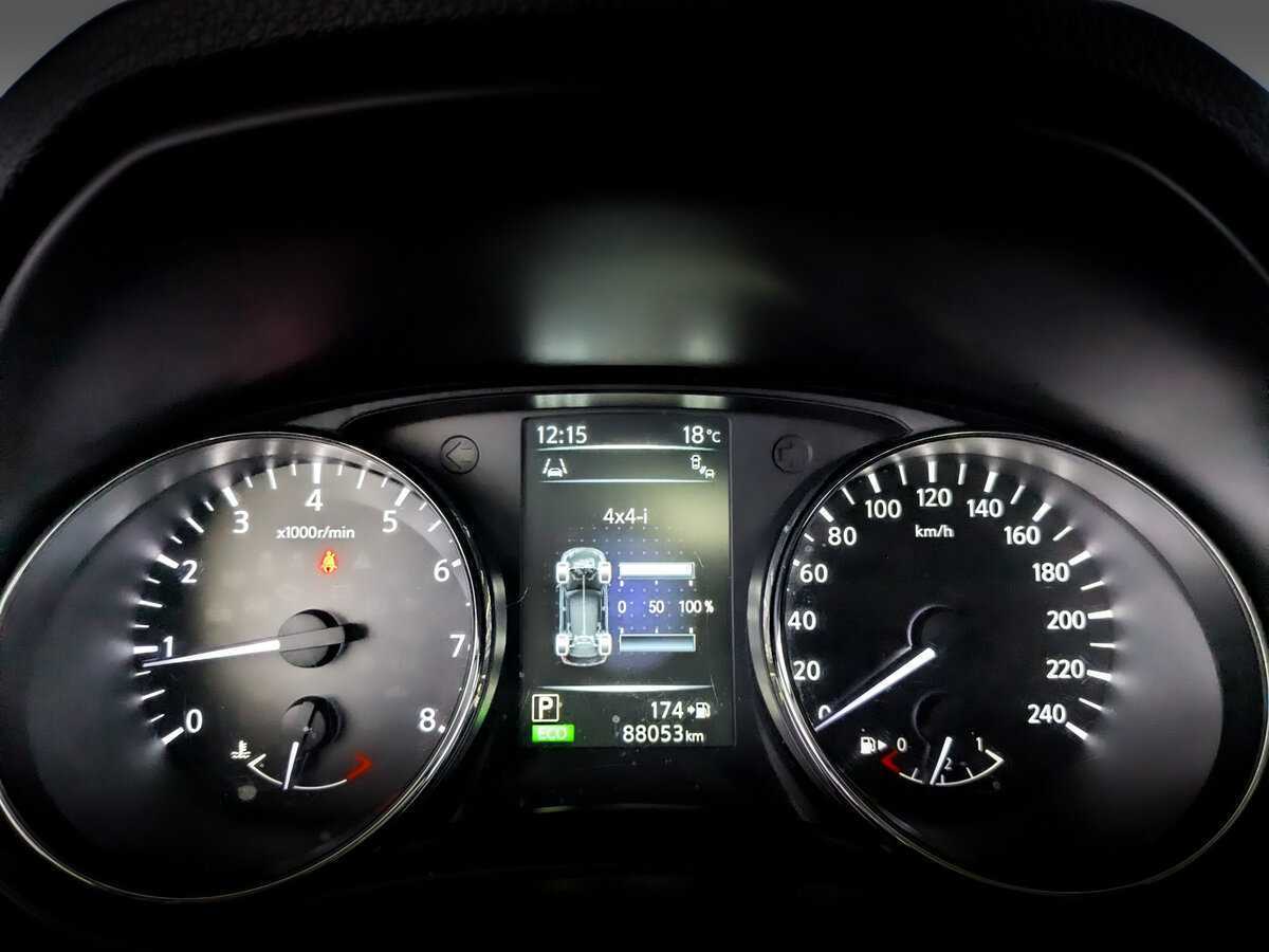 Б/У Ниссан Икс-Трейл 2017 года. Фото: #10