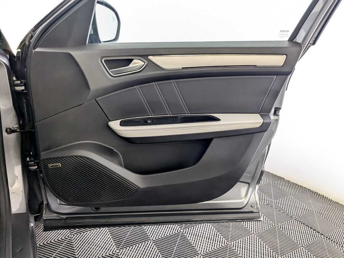 Б/У Рено Аркана 2021 года. Фото: #19