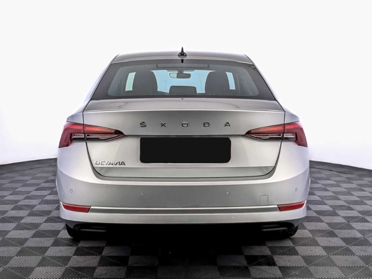 Б/У Шкода Октавия 2021 года. Фото: #5