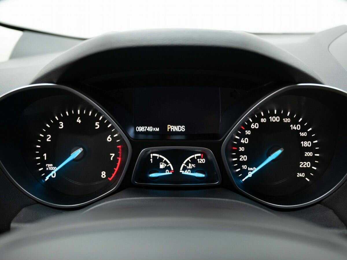 Б/У Форд Куга 2017 года. Фото: #16