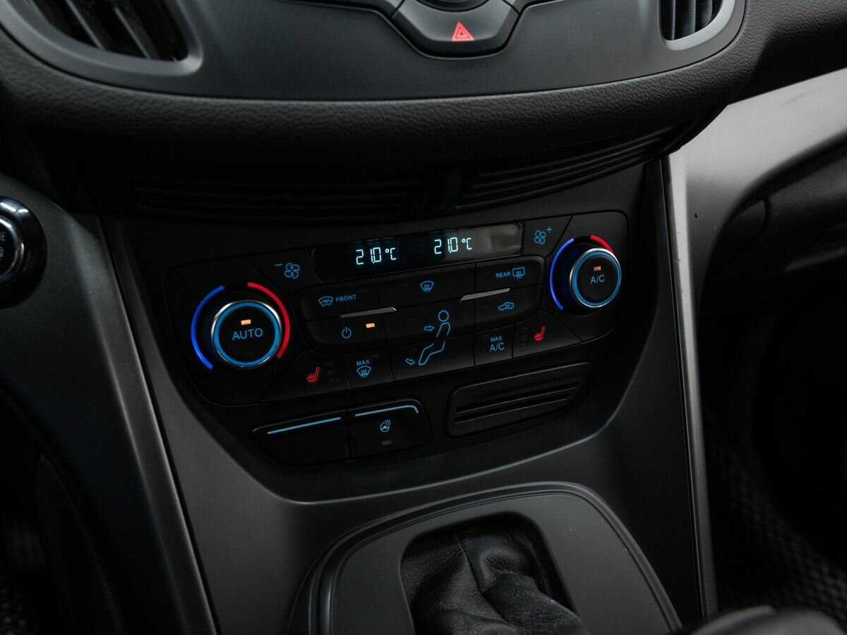 Б/У Форд Куга 2016 года. Фото: #16