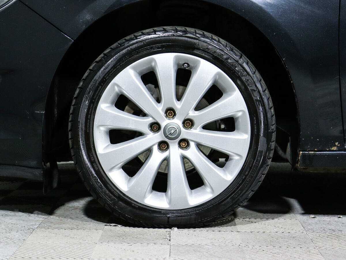 Б/У Опель Астра 2012 года. Фото: #12