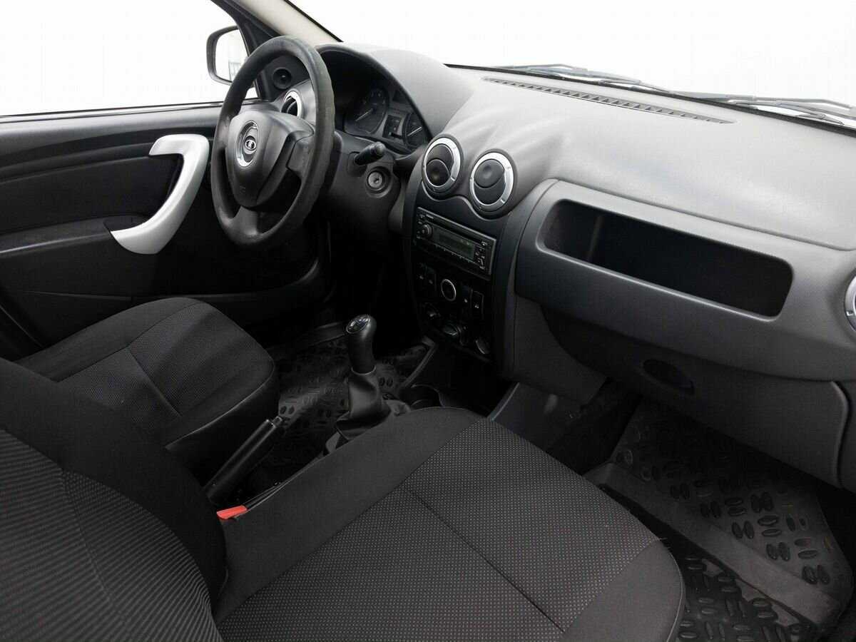 Б/У Лада (ВАЗ) Ларгус 2014 года. Фото: #10