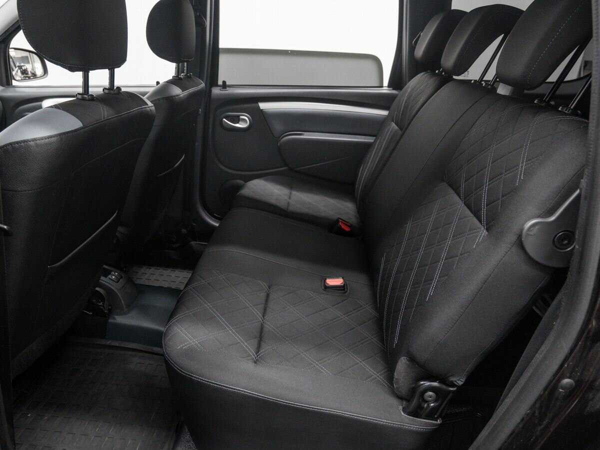 Б/У Лада (ВАЗ) Ларгус 2018 года. Фото: #12