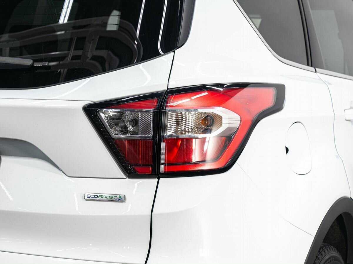 Б/У Форд Куга 2017 года. Фото: #6