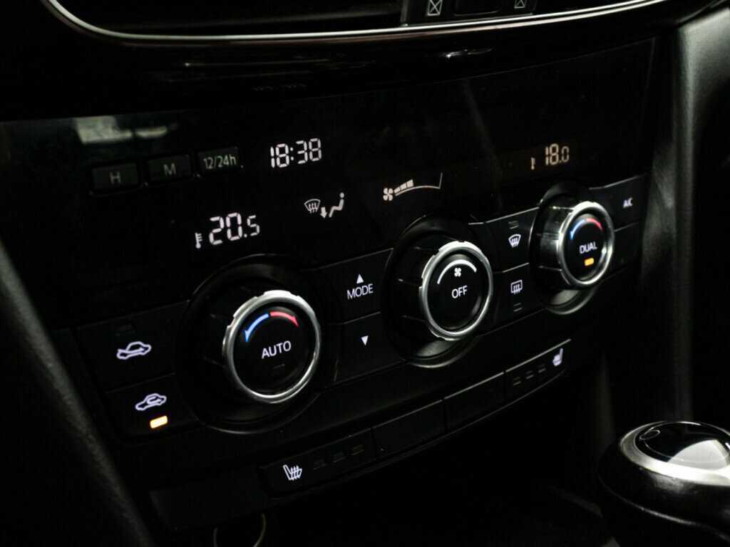 Б/У Мазда 6 2014 года. Фото: #16