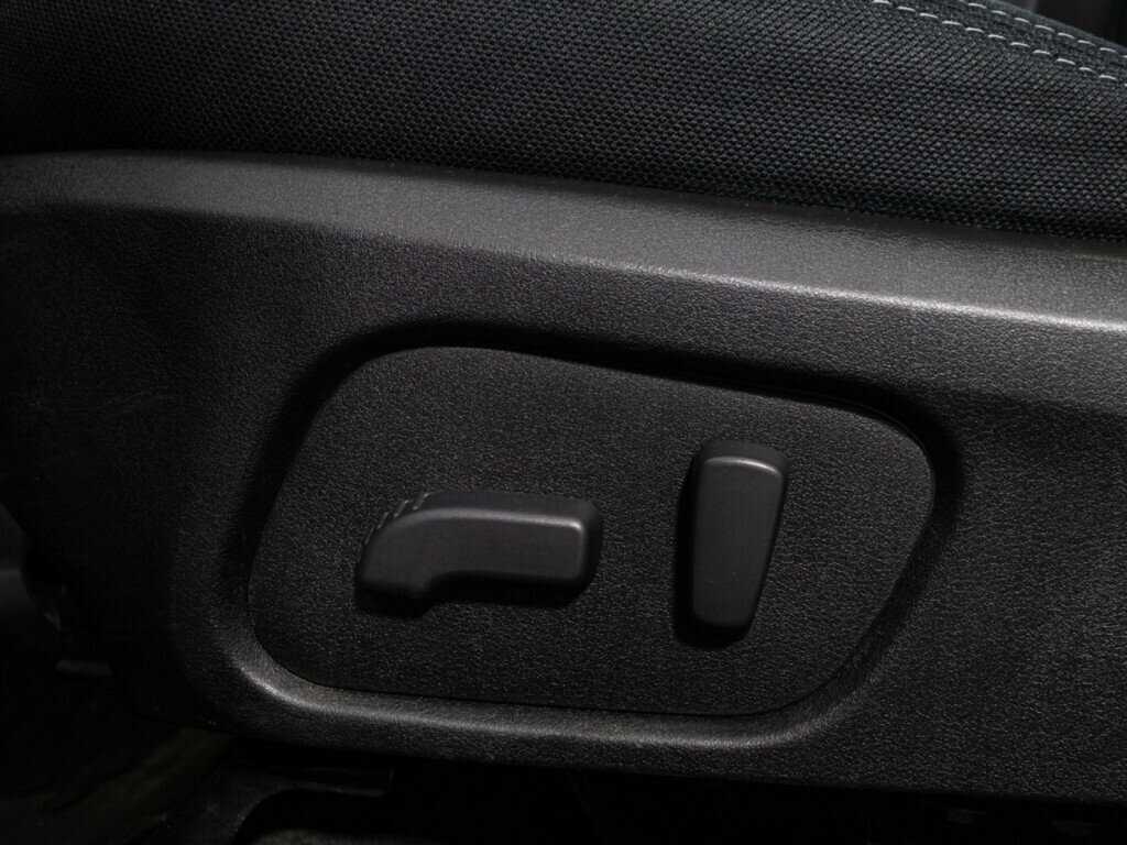 Б/У Субару Форестер 2016 года. Фото: #15