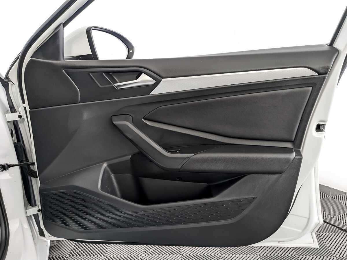 Б/У Фольксваген Джетта 2020 года. Фото: #23