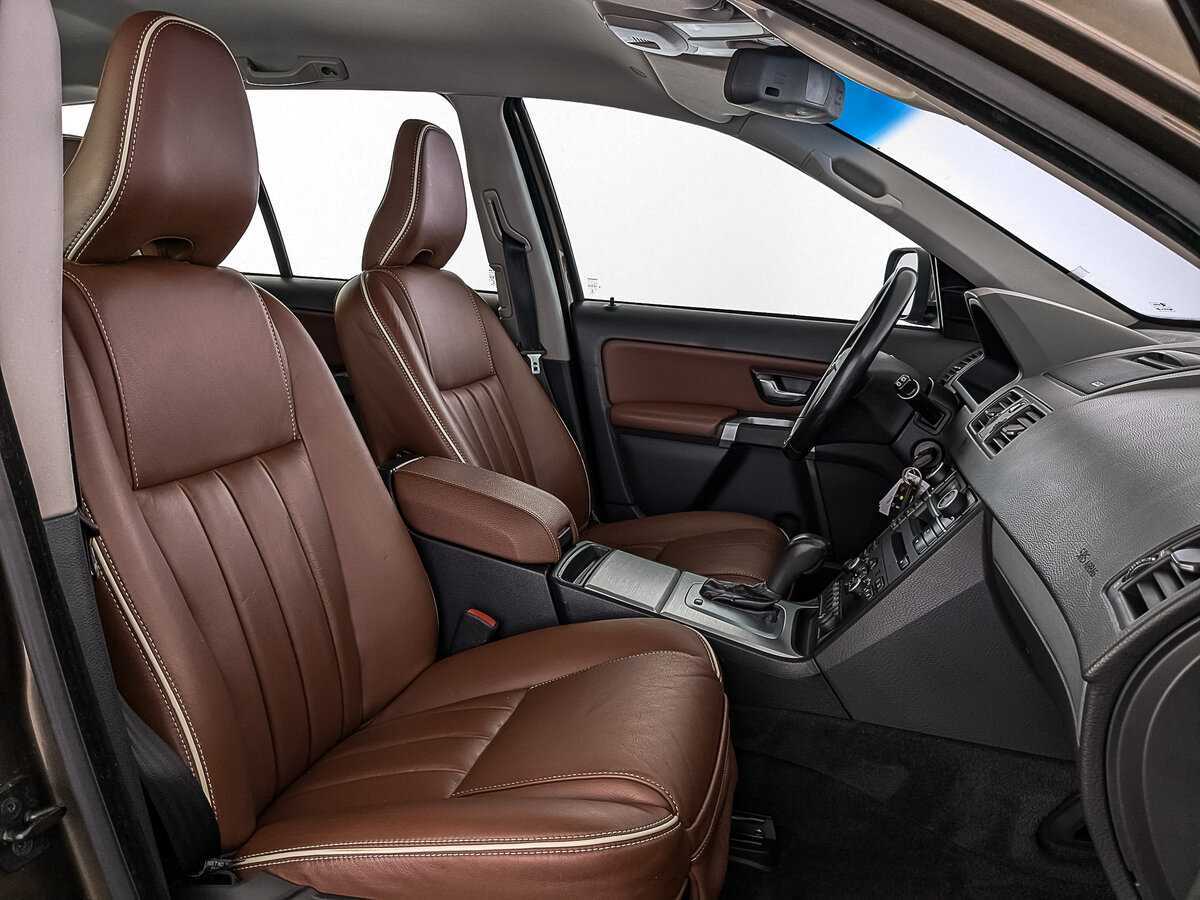 Б/У Вольво ИксЦ90 2014 года. Фото: #22