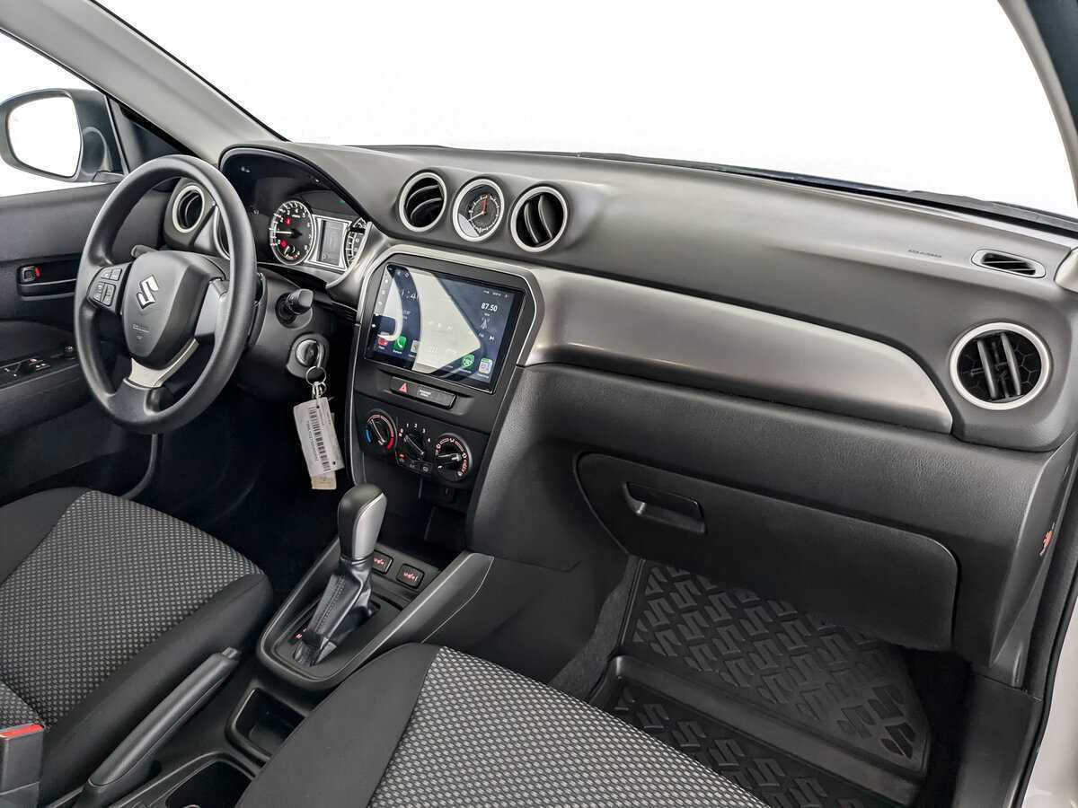 Б/У Сузуки Витара 2021 года. Фото: #10