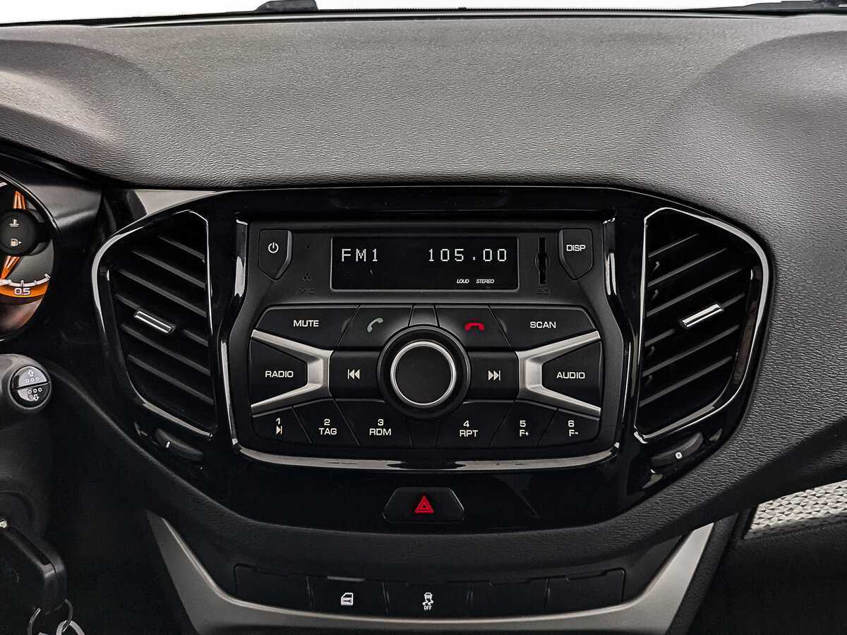 Б/У Лада (ВАЗ) Веста 2021 года. Фото: #16