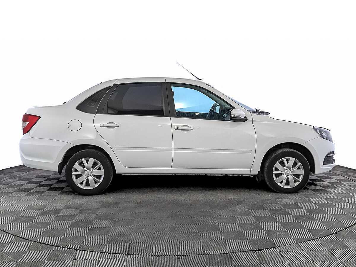 Б/У Лада (ВАЗ) Гранта 2022 года. Фото: #3