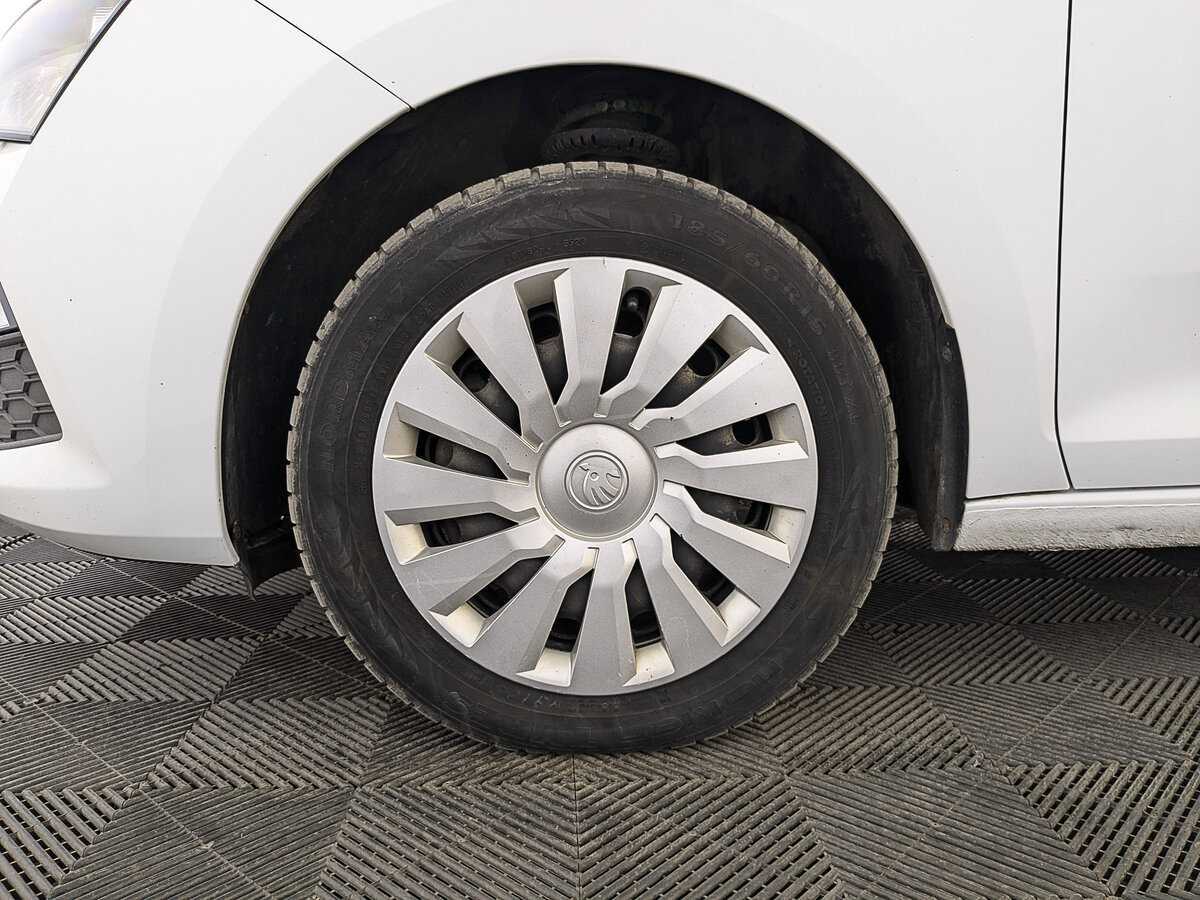 Б/У Шкода Рапид 2020 года. Фото: #11