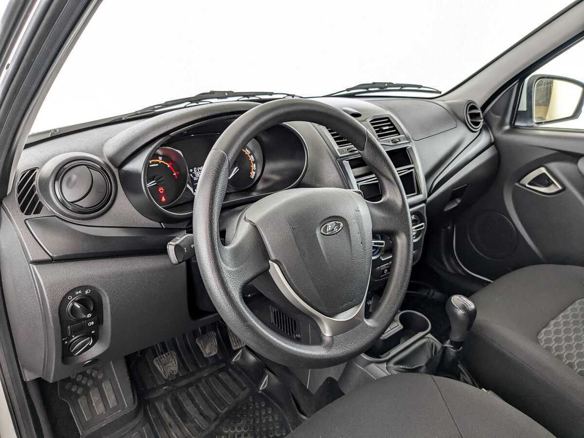 Б/У Лада (ВАЗ) Гранта 2023 года. Фото: #15