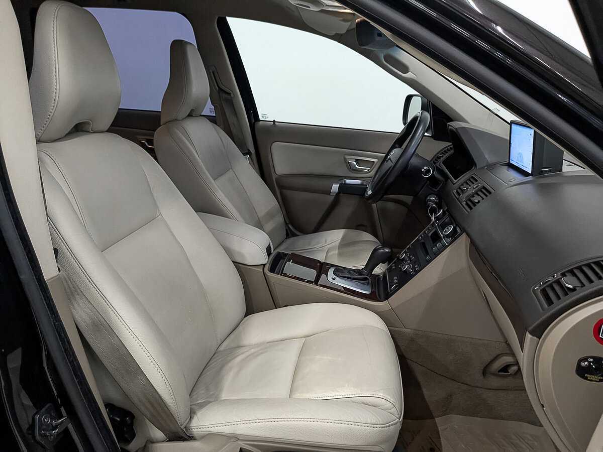 Б/У Вольво ИксЦ90 2012 года. Фото: #21