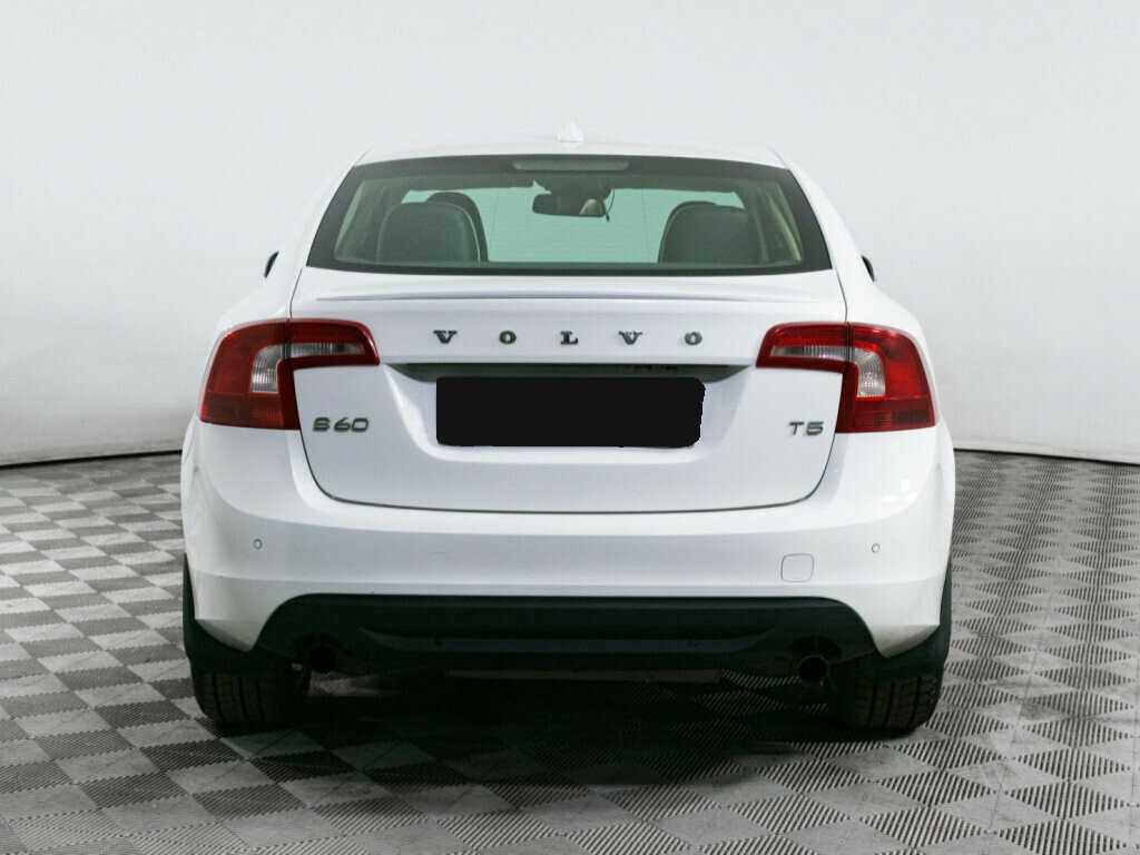 Б/У Вольво С60 2012 года. Фото: #4