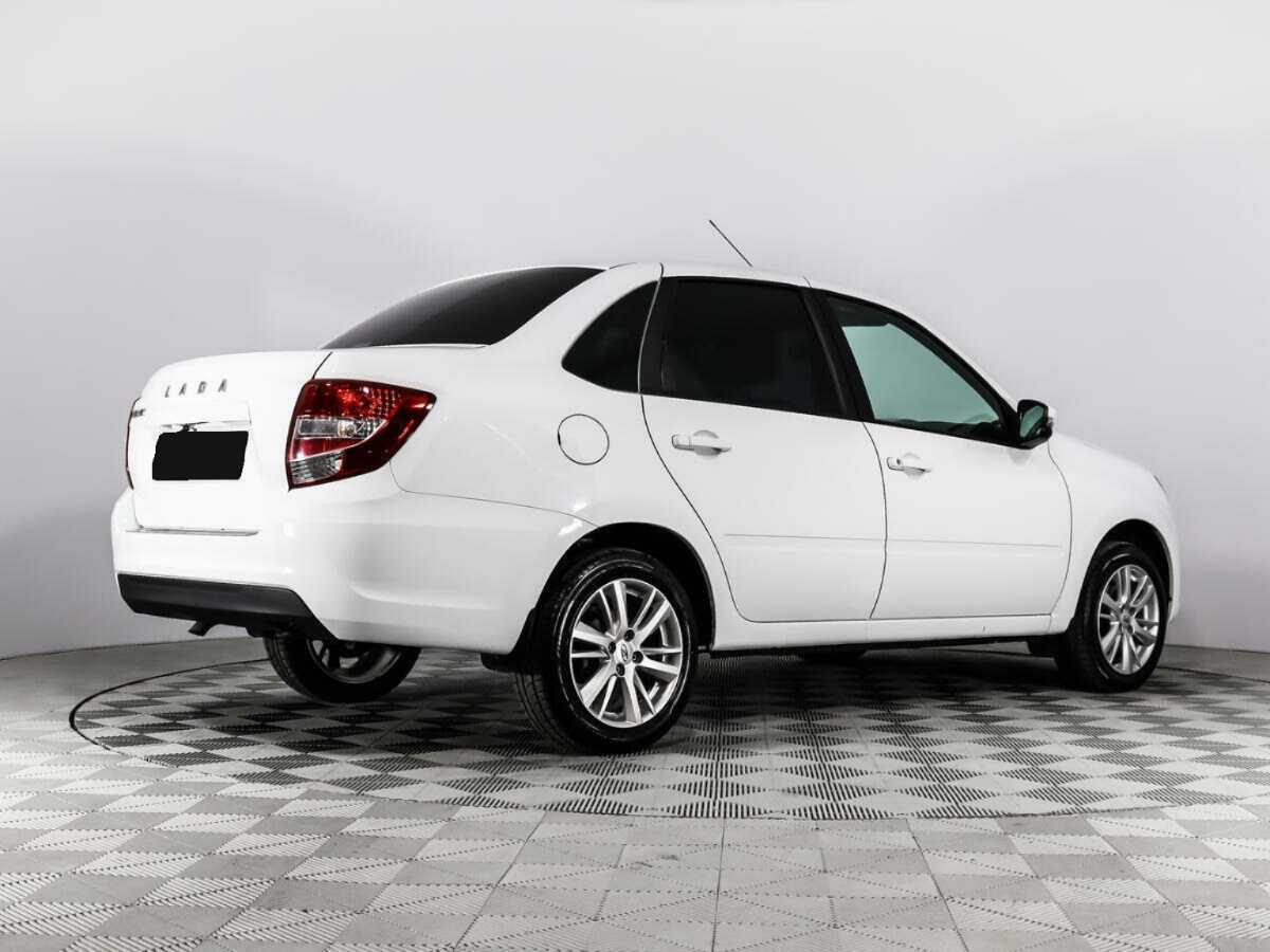 Б/У Лада (ВАЗ) Гранта 2023 года. Фото: #3