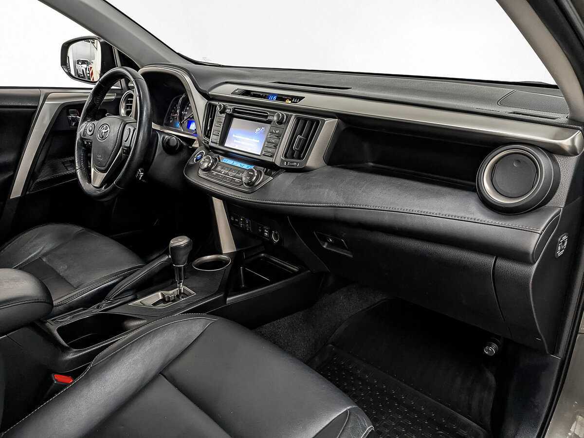 Б/У Тойота Рав4 2014 года. Фото: #12